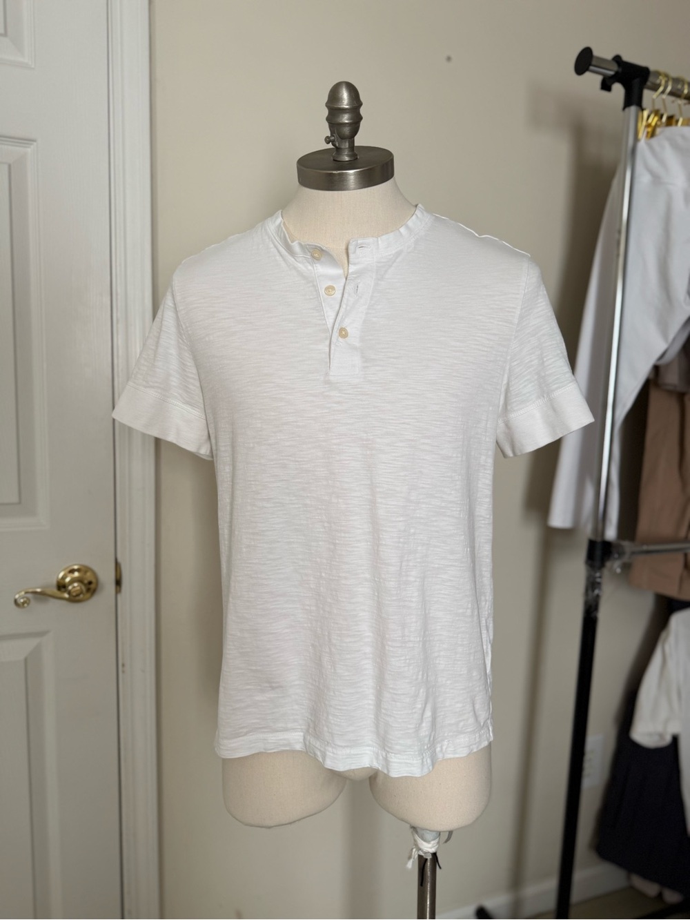 Dkny White Short-Sleeve Henley Polo